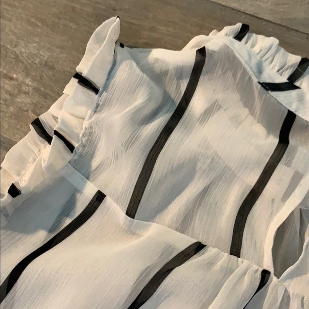 Sheer blouse - Picture 5 of 5